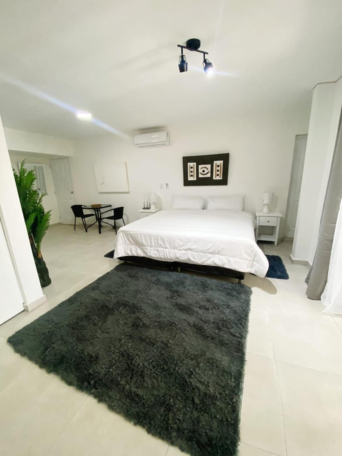 Cabarete Kite Beach Rooms & Condos Exterior photo